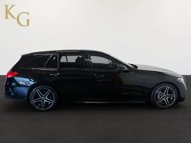 Mercedes-Benz C Class view 8