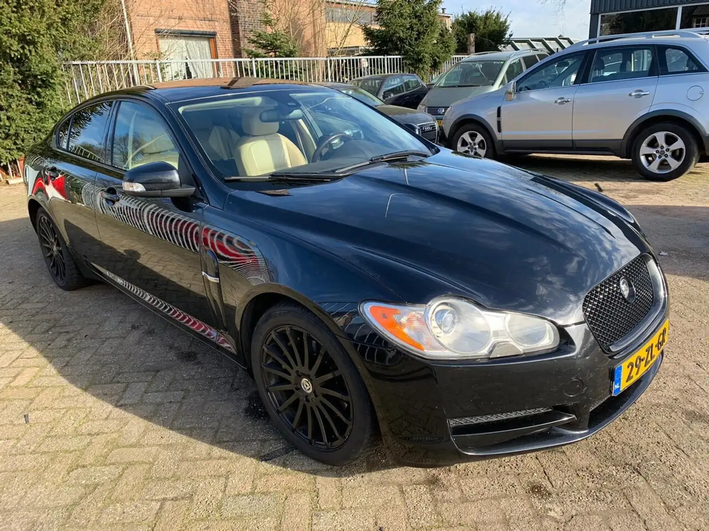 Jaguar XF 2.7D V6 207PK AUTOMAAT LUXURY -ONLY EXPORT Чорний - 1
