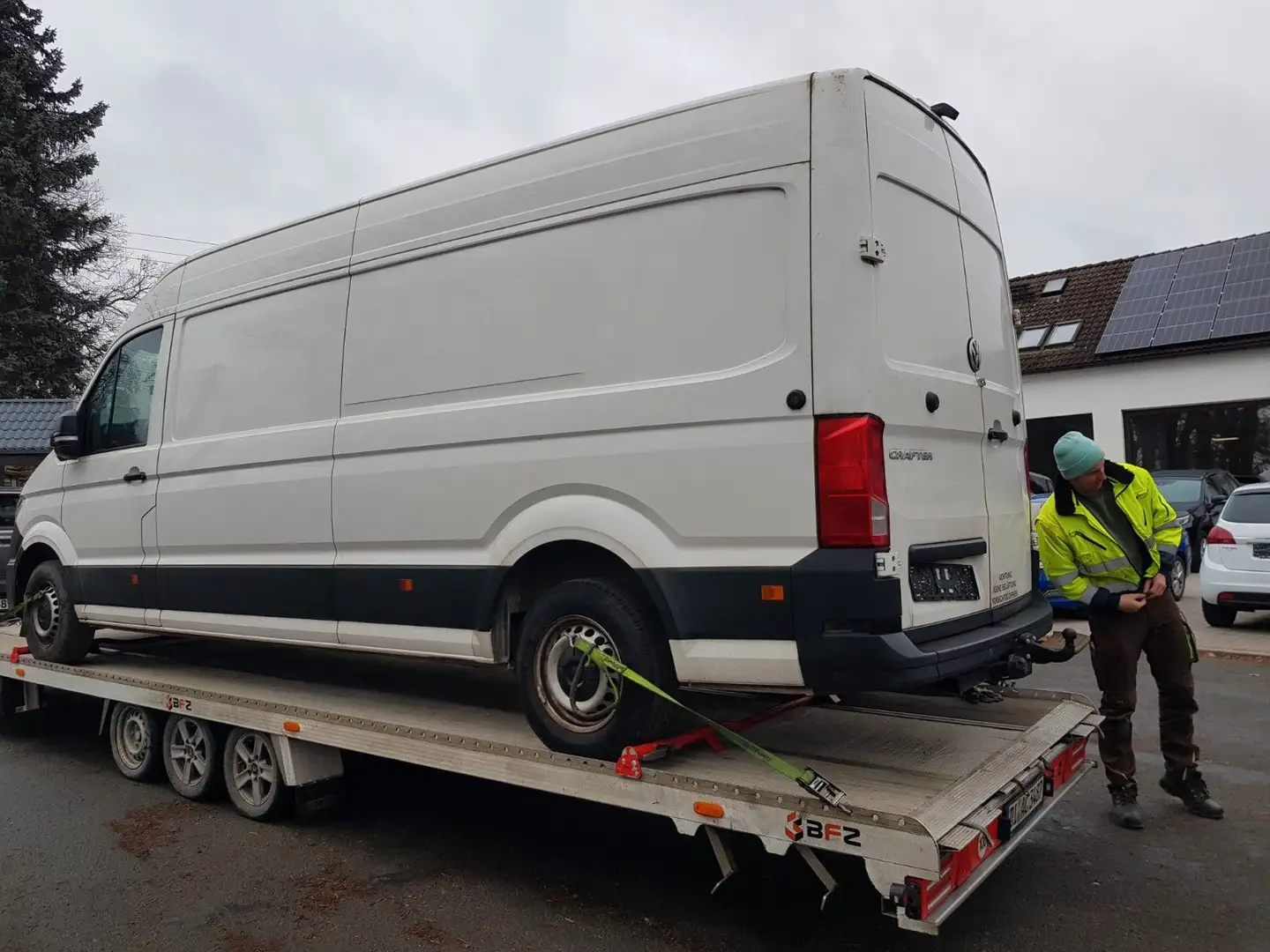 Volkswagen Crafter lang hoch L4H3 Motorschaden netto 7995€ Blanc - 2