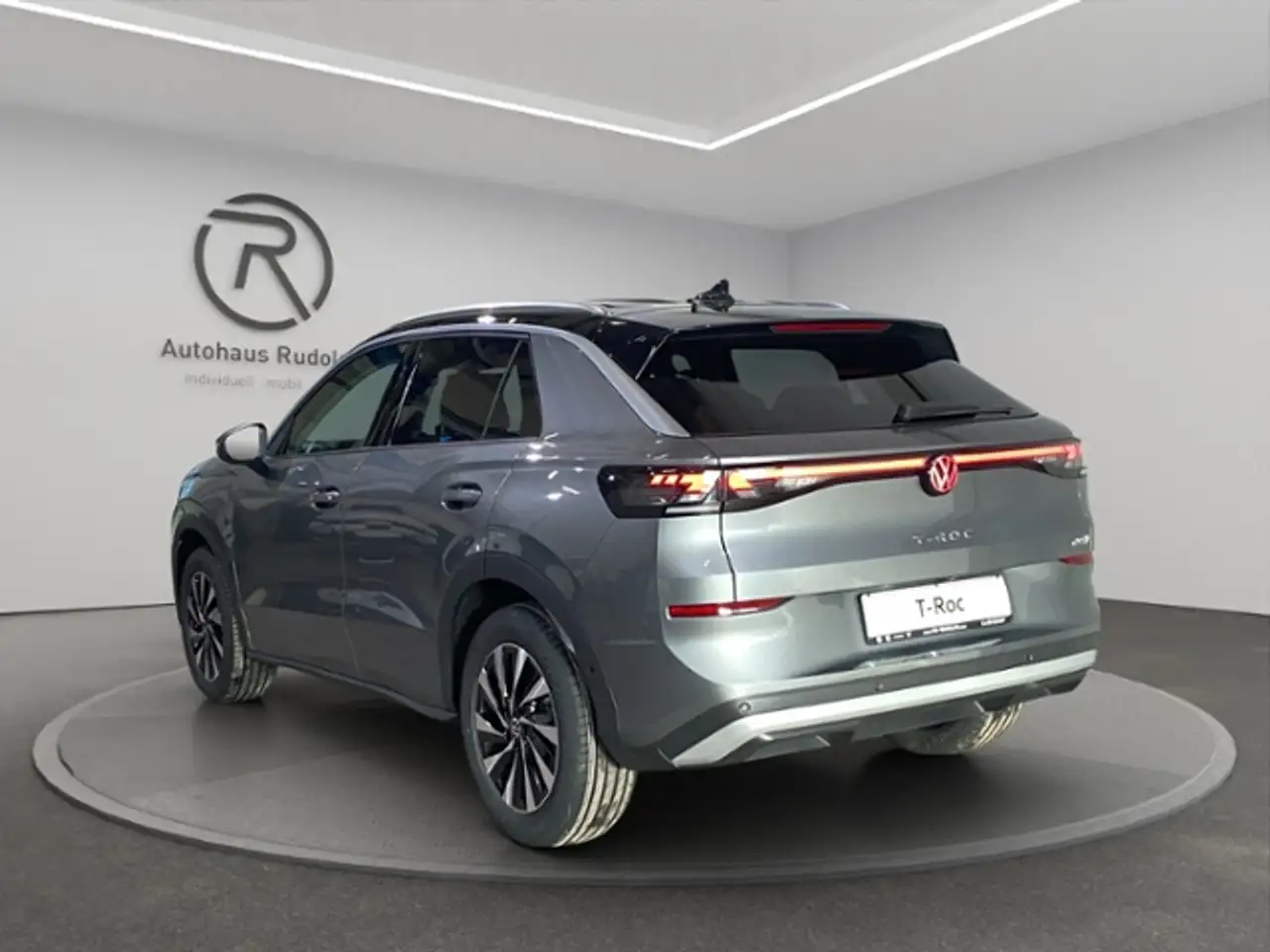 Volkswagen T-Roc Style 1.5 eTSI DSG / LED RFK AHK 3