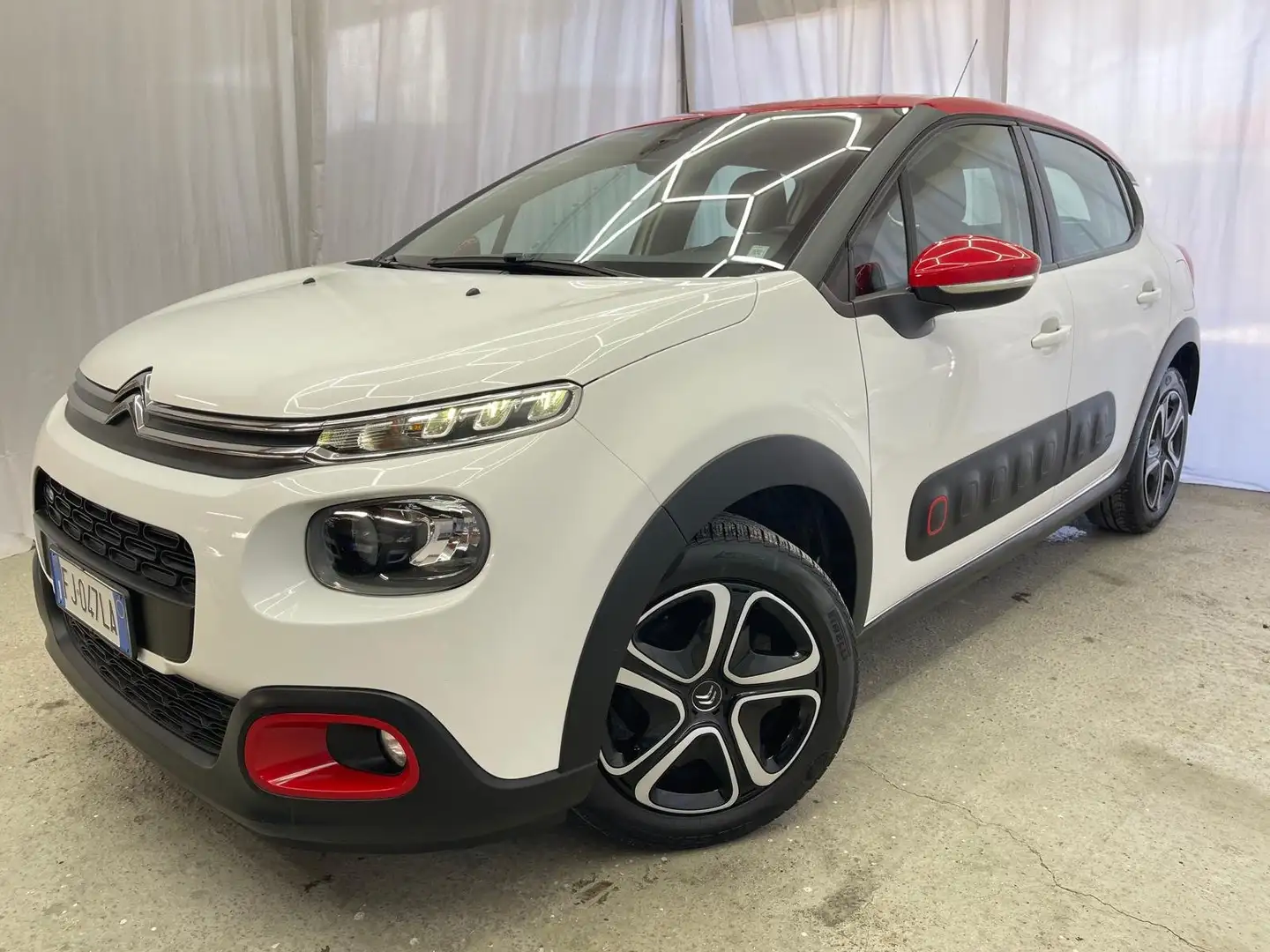 Citroen C3 C3 SHINE SENZA OBBLIGO DI FINANZIAMENTO Bianco - 1