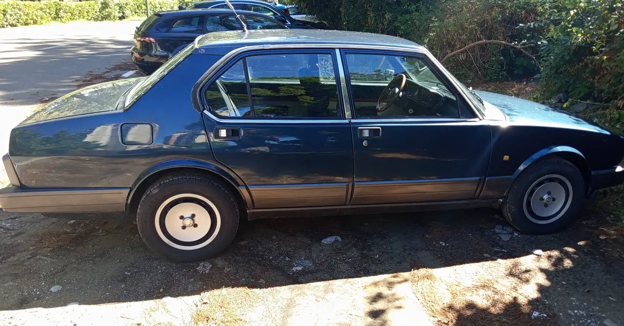 Alfa Romeo Alfetta 2.0i Quadrifoglio Oro, foto 5