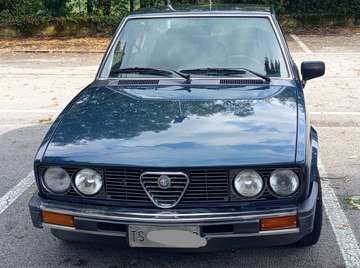Alfetta 2.0i Quadrifoglio Oro