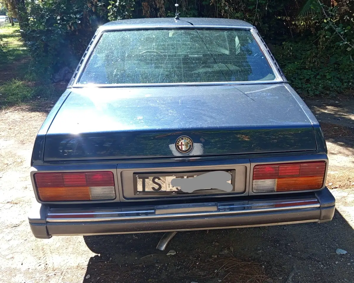 Alfa Romeo Alfetta 2.0i Quadrifoglio Oro, foto 6