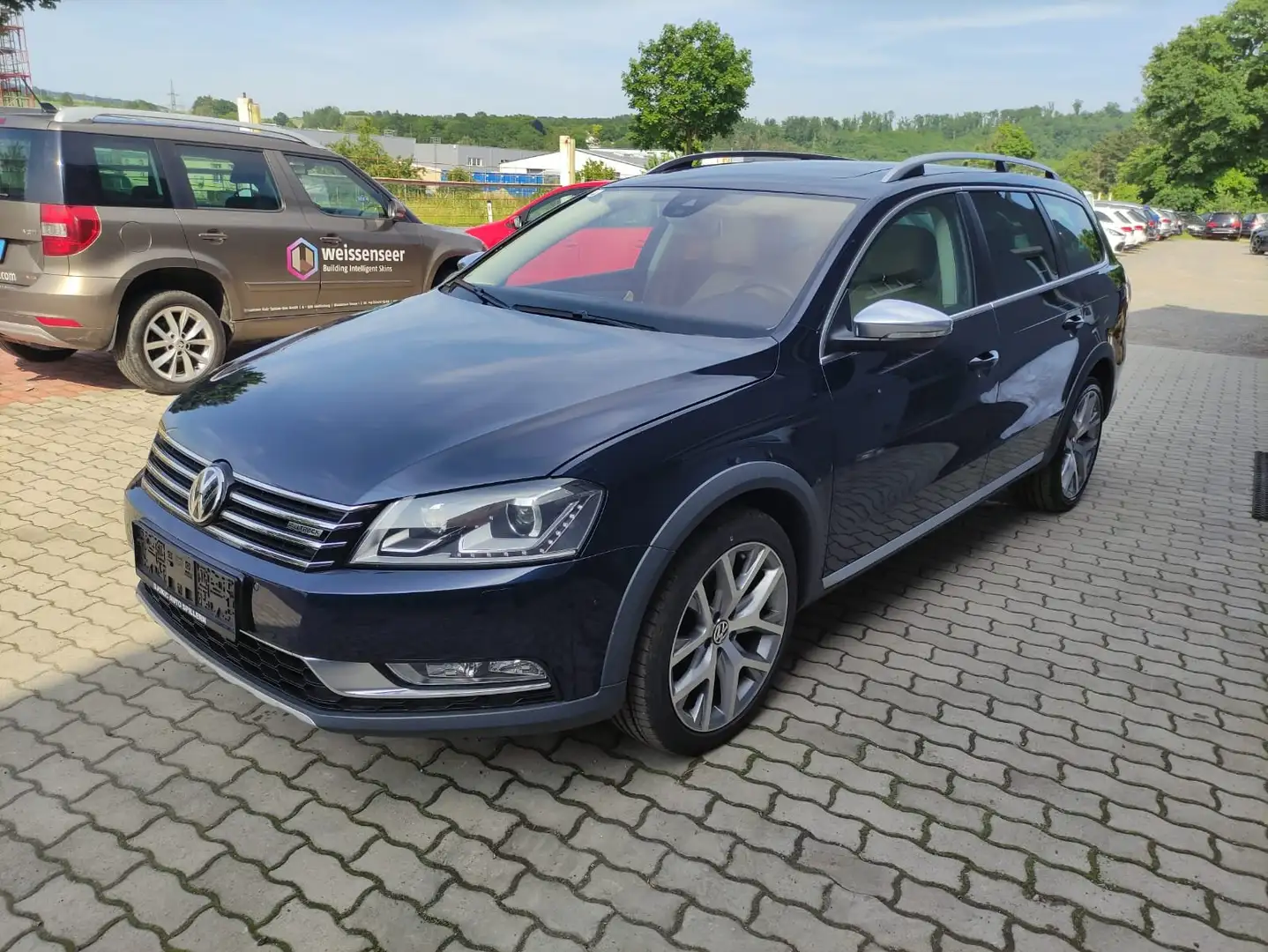 Volkswagen Passat Alltrack Sky BMT TDI 4Motion DSG Modrá - 2