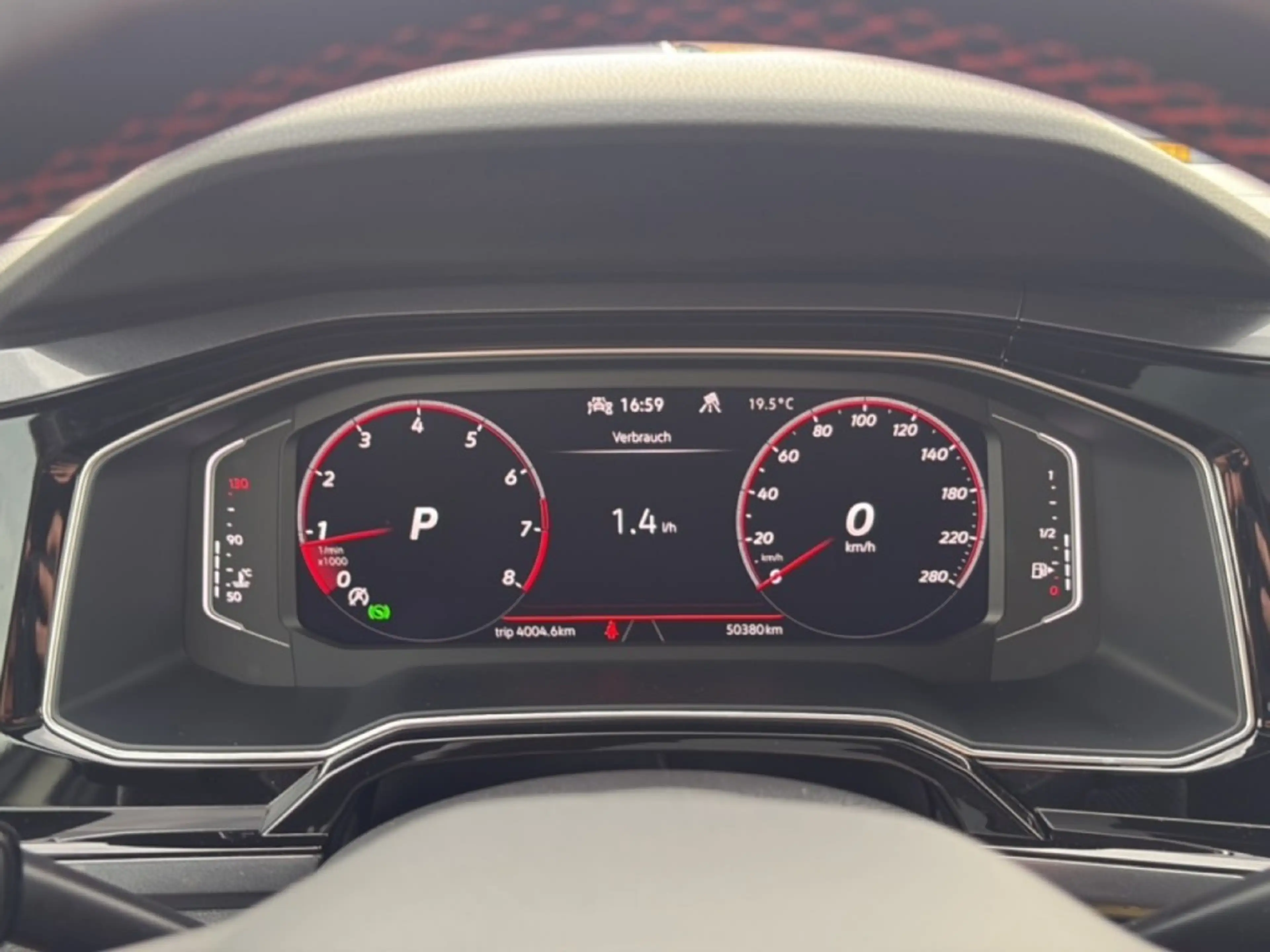 Volkswagen Polo GTI 2.0 TSI DSG GTI PANO-DAK/PDC/IQ-LIGHT/DIG-DASH/ACC — photo 16