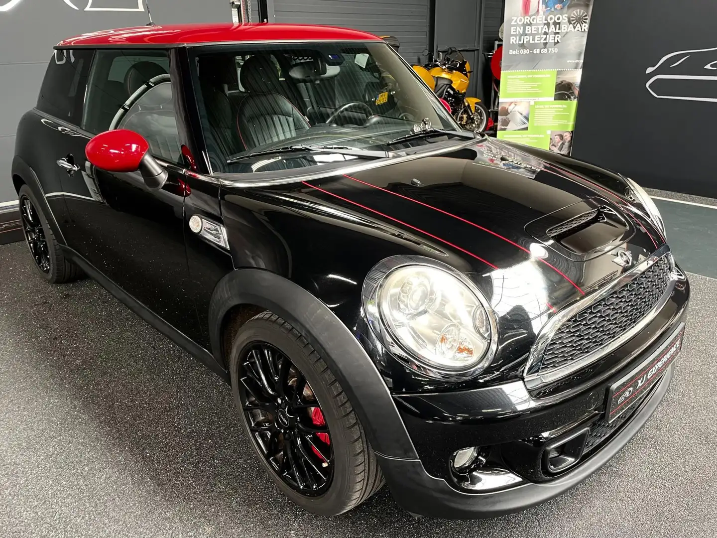 MINI John Cooper Works Mini 1.6 211 PK 1e eigenaar NAP LEER Schwarz - 2