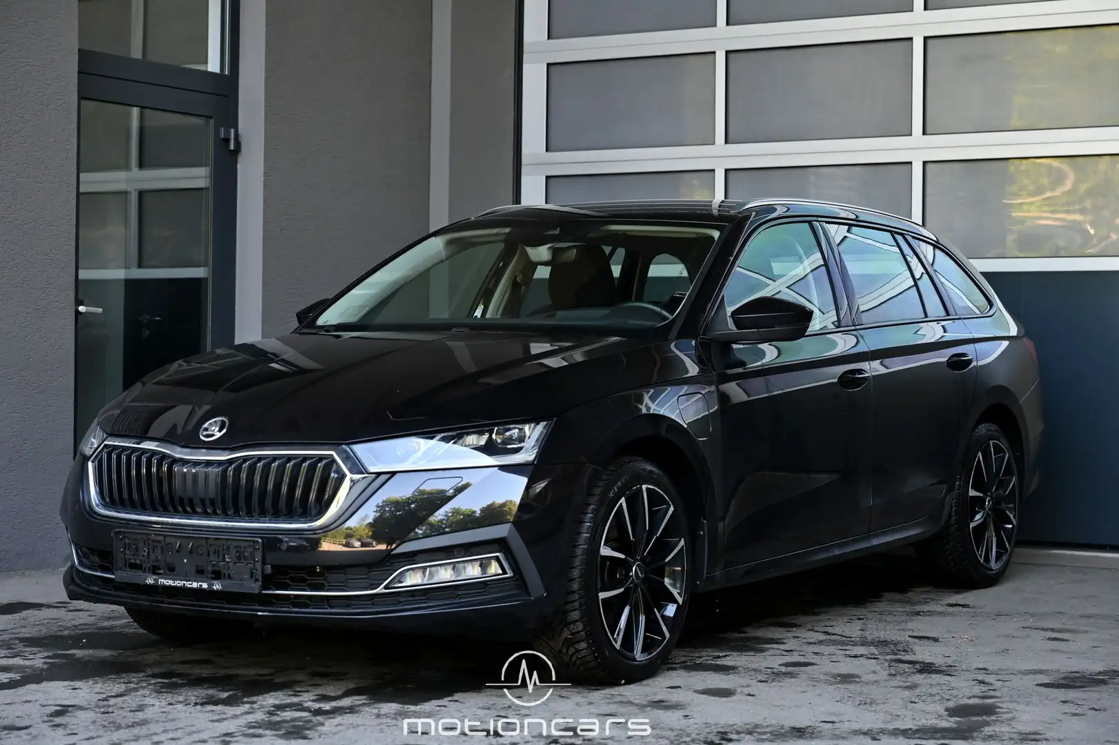 Skoda Octavia 1.4 TSI iV Style iV Pickerl NEU Schwarz - 1