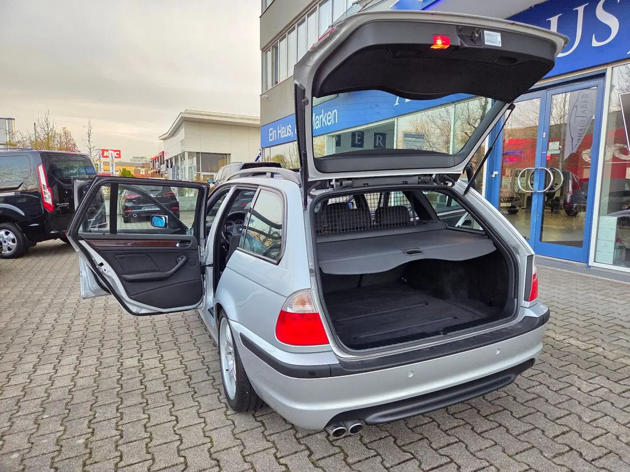 BMW 330 i M Sport II DT.FZG 1.HD EINMALIG, foto 4