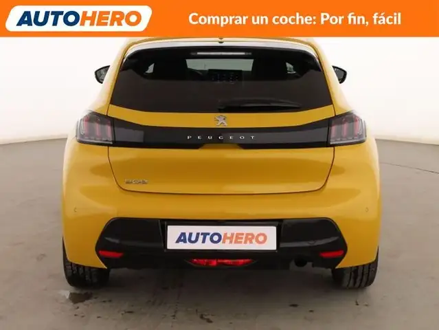 Peugeot 208 view 5