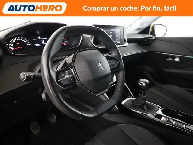 Peugeot 208 view 12