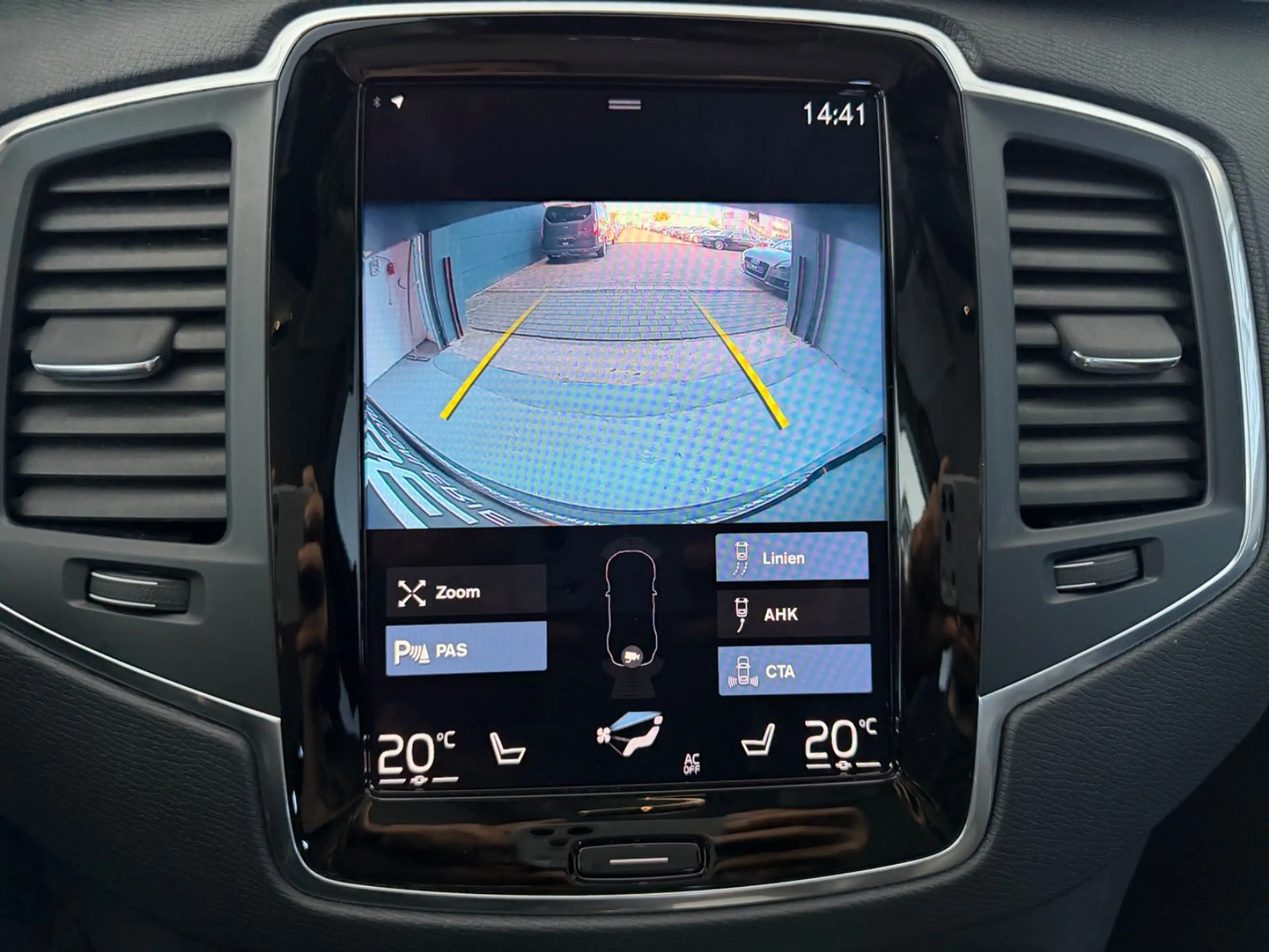 Volvo XC90 B5 D AWD Geartronic Momentum Pro 7-Sitzer — photo 14