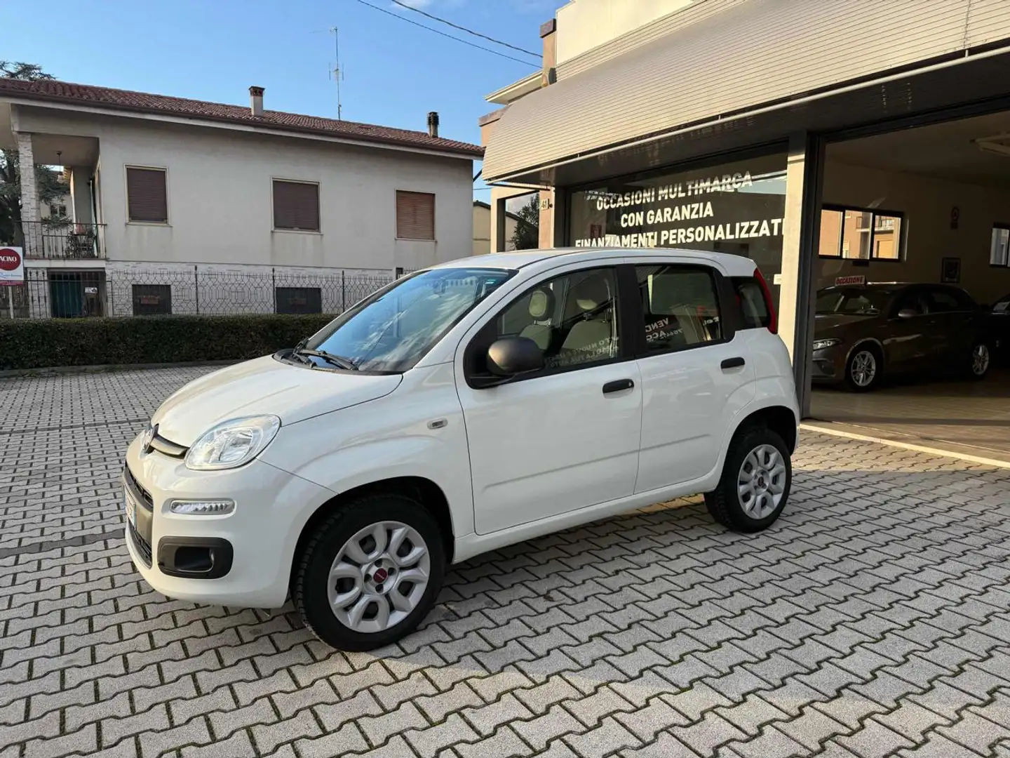 Fiat Panda 0.9 TwinAir Turbo Natural Power Easy Blanc - 2