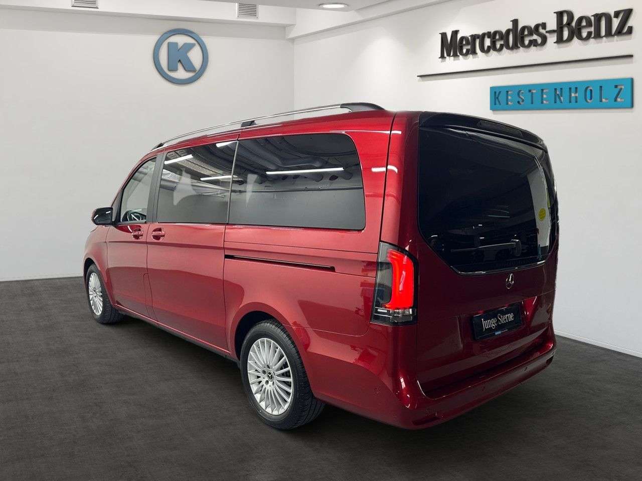 Mercedes-Benz V 220