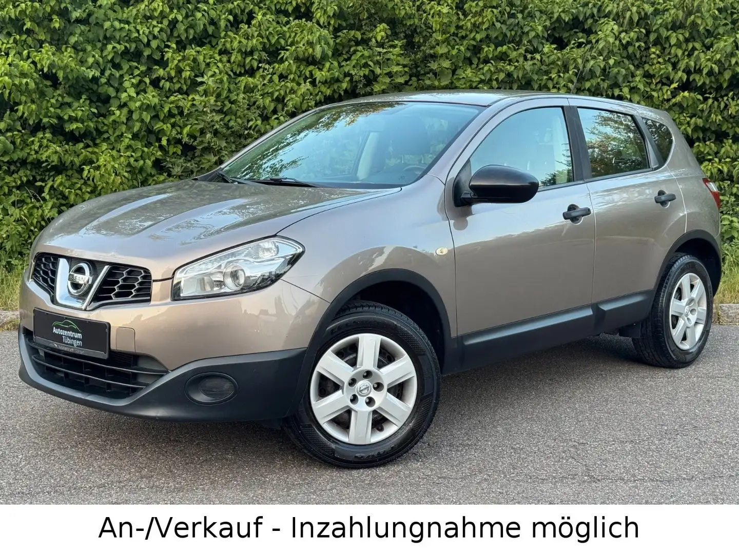 Nissan Qashqai 1.6 Visia KLIMA | PDC | TEMPO | TÜV | Braun - 1