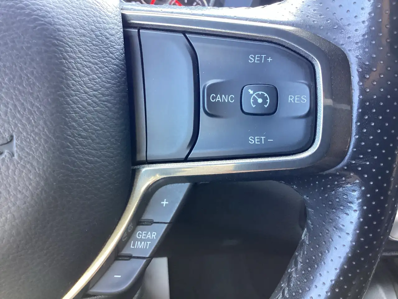 RAM 1500 photo RAM 1500