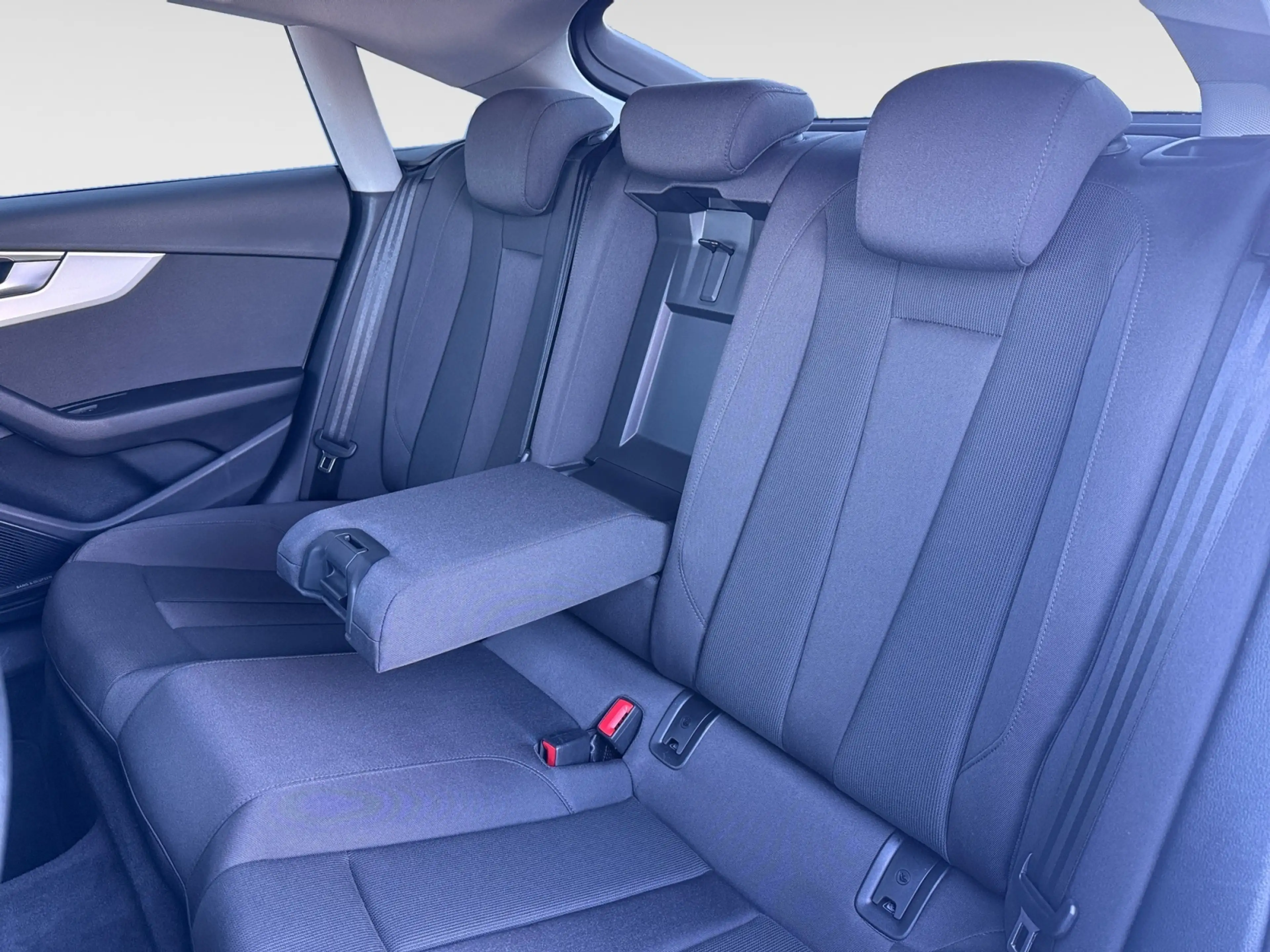 Audi A5 Sportback 2.0 TDI quattro S-tronic RFK Navi B&O M — photo 9
