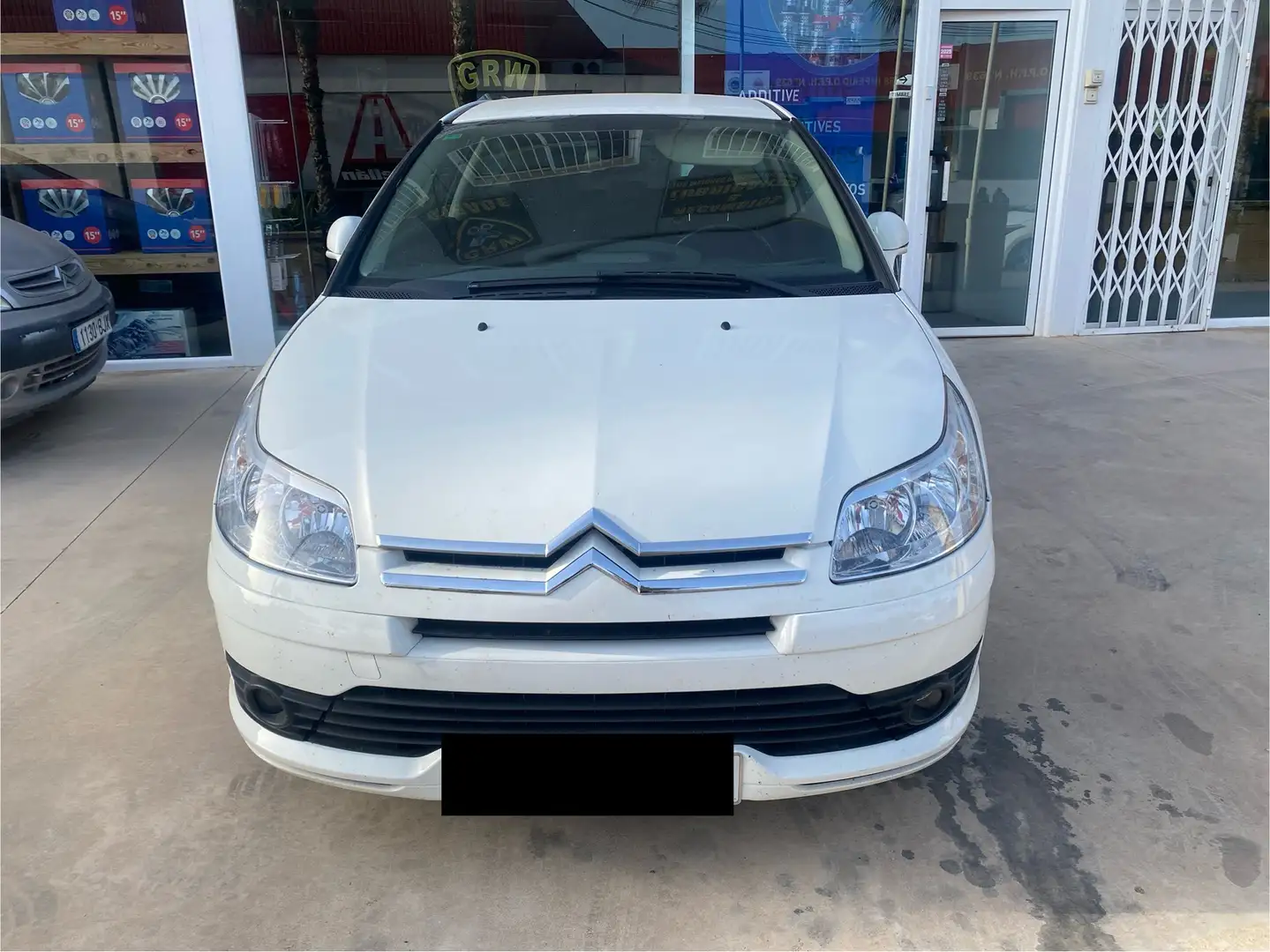 Citroen C4 Coupé 1.6HDI VTR Plus - 2