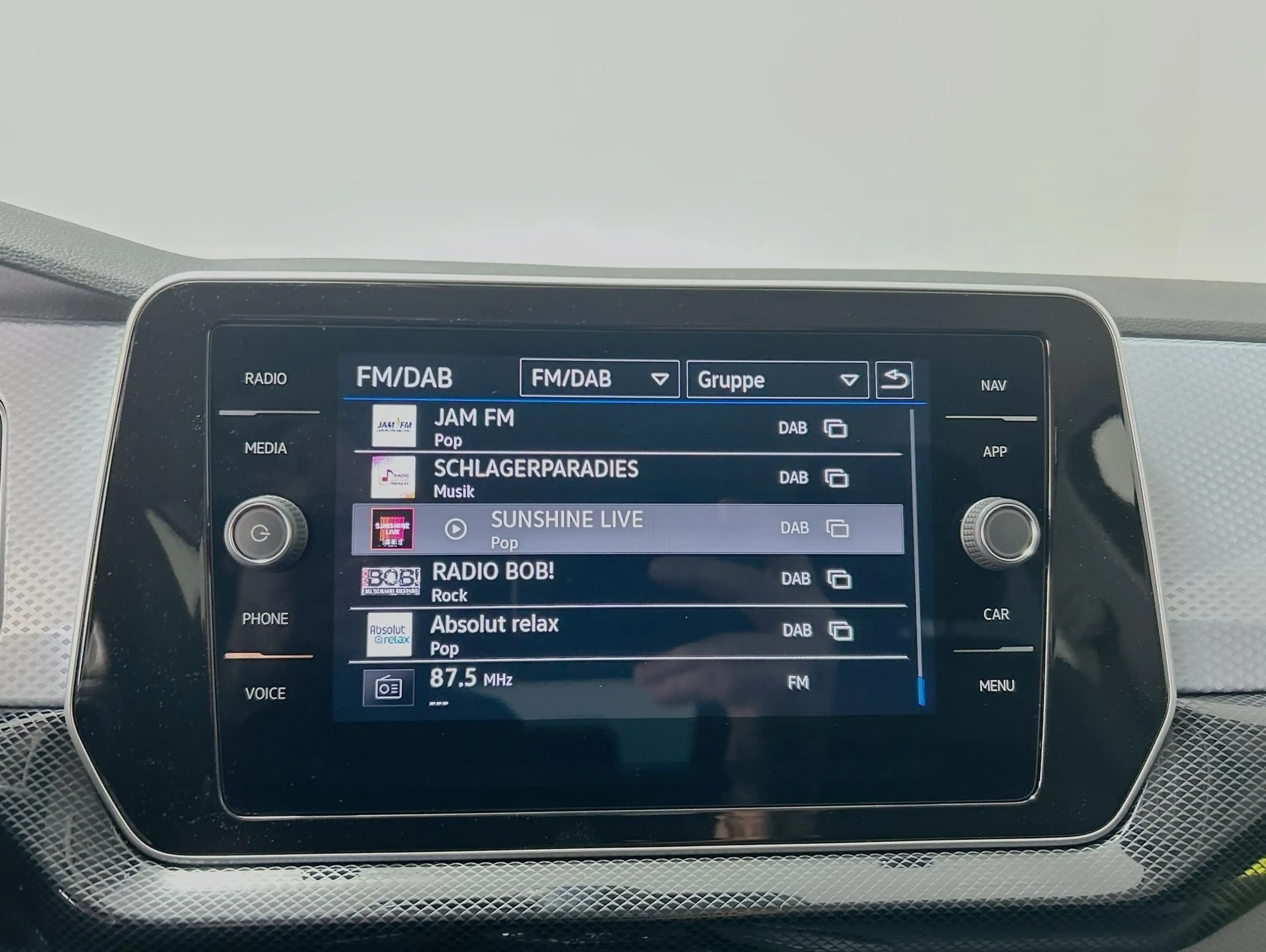 Volkswagen T-Cross ENERGY 1.0 TSI CarPlay Black ACC AHK LED — photo 10