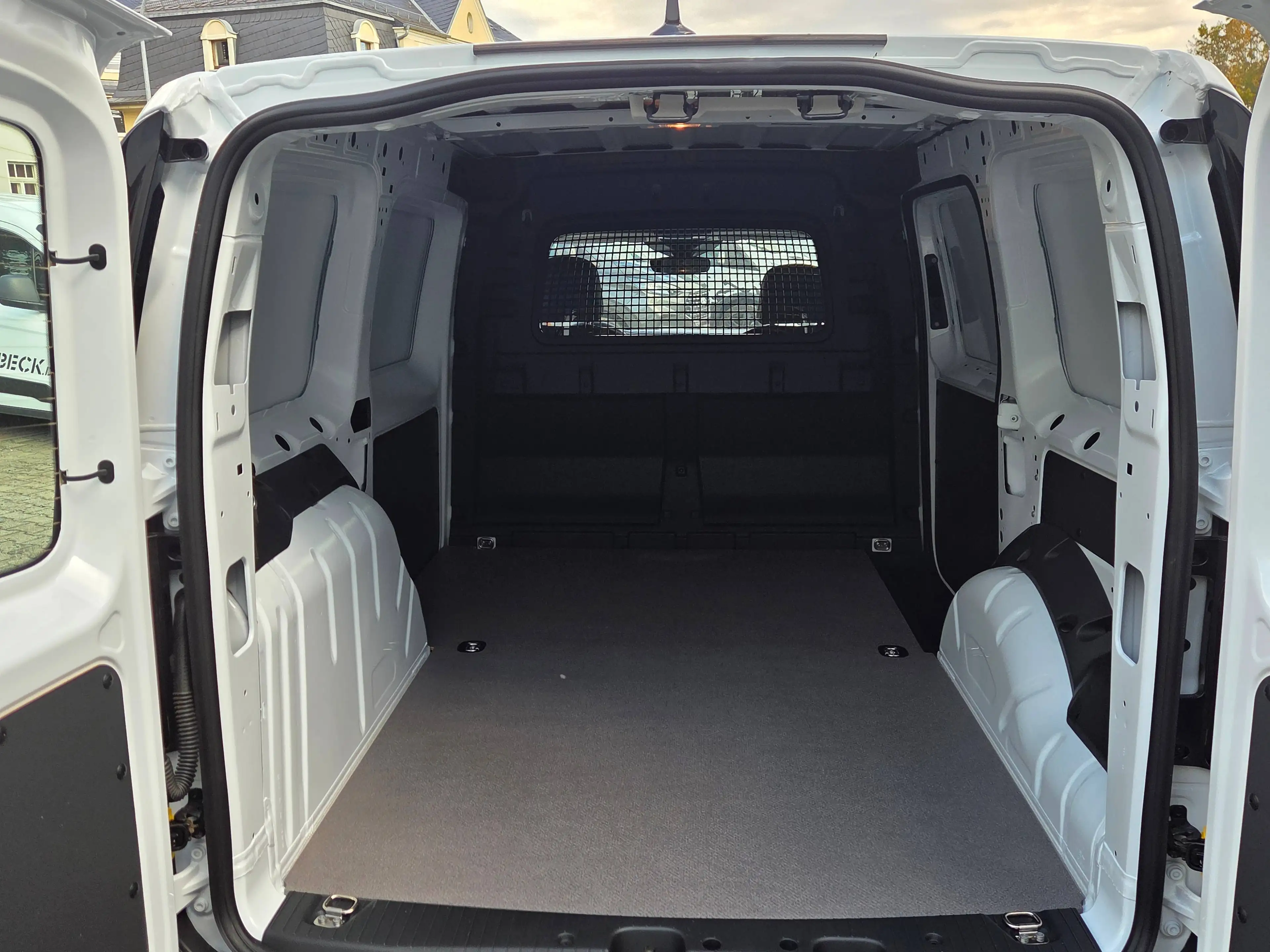 Ford Transit Connect Trend L2 Kasten — photo 5
