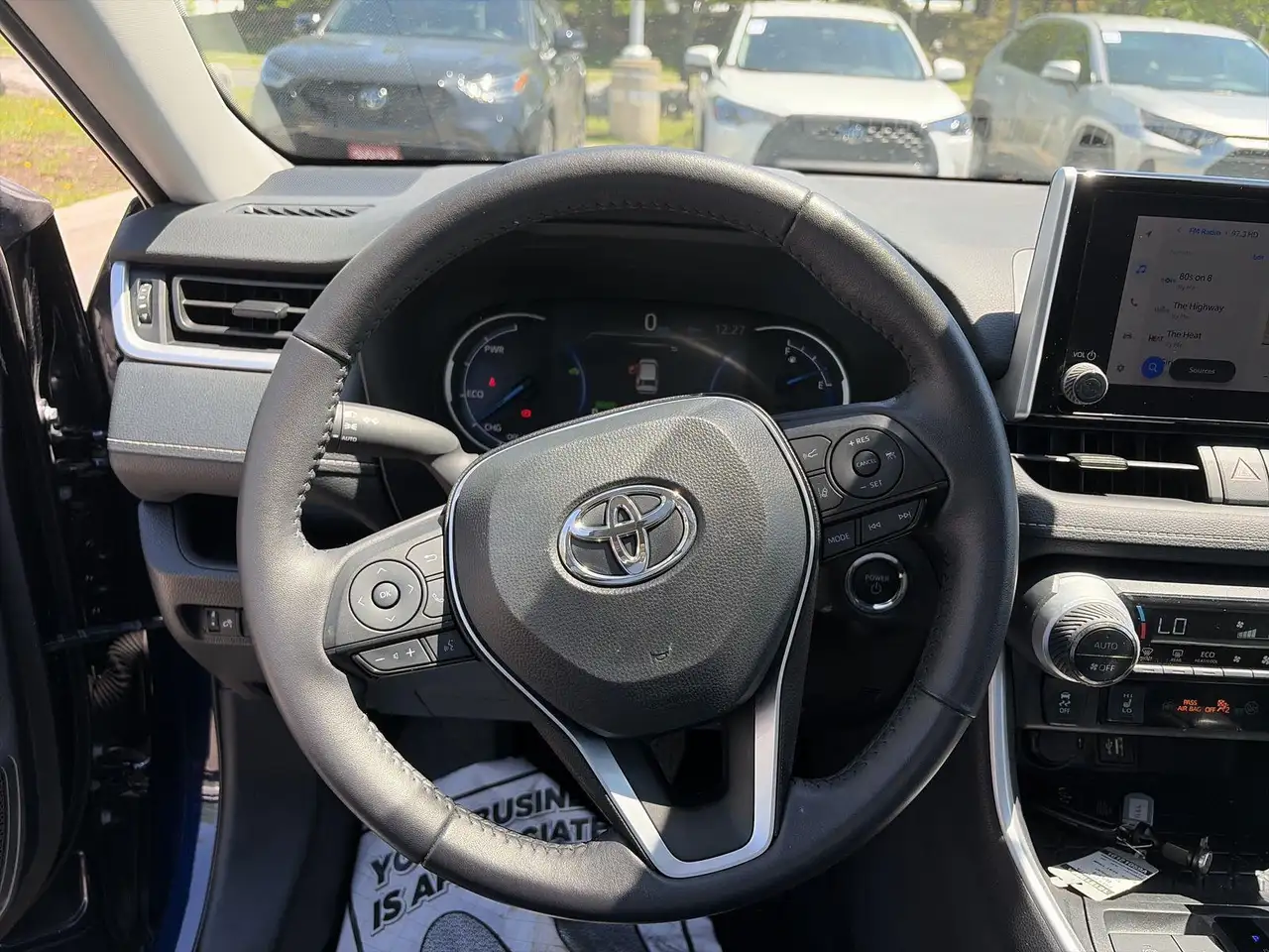Toyota RAV 4 снимка Toyota RAV 4