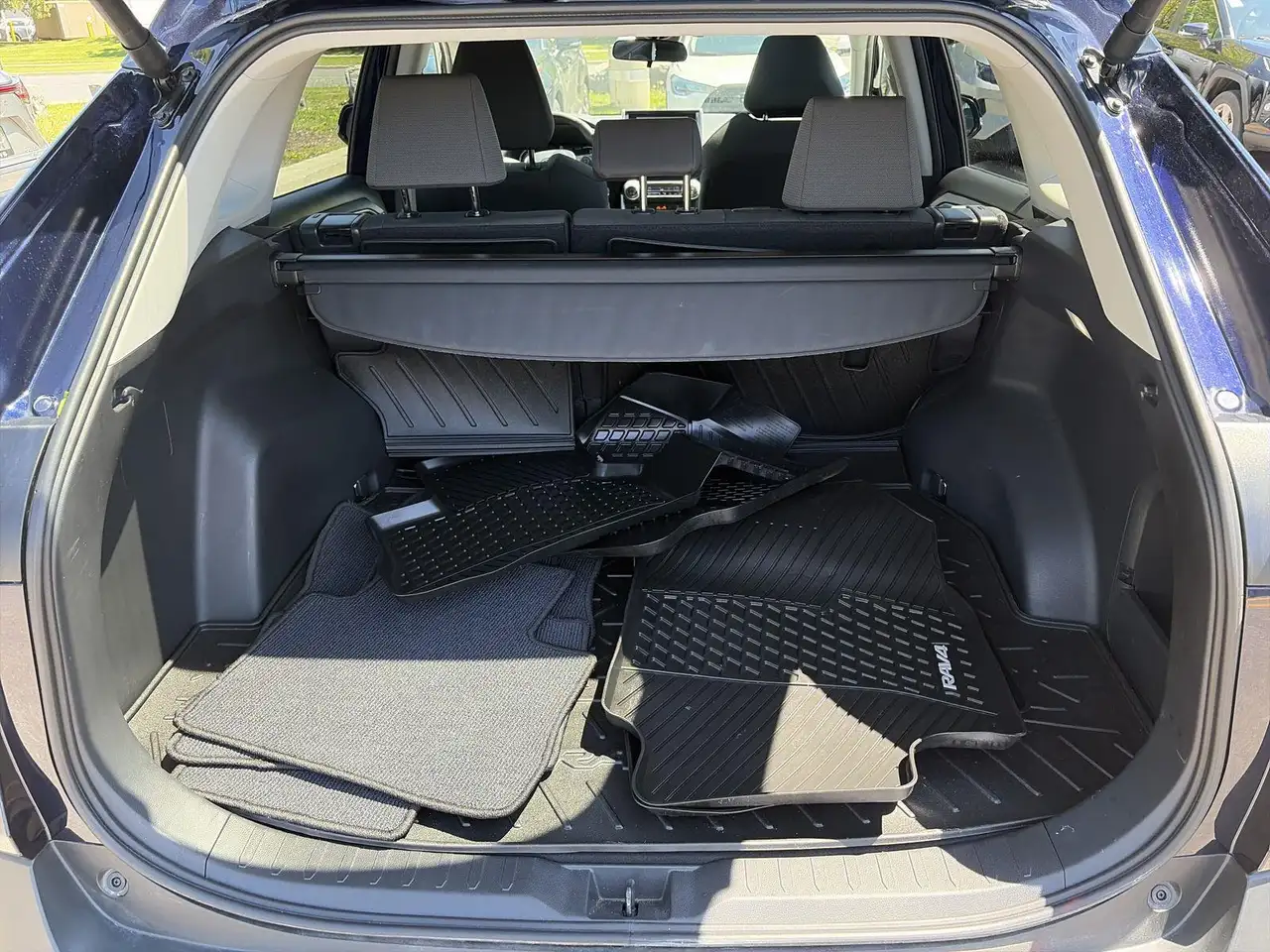 Toyota RAV 4 снимка Toyota RAV 4