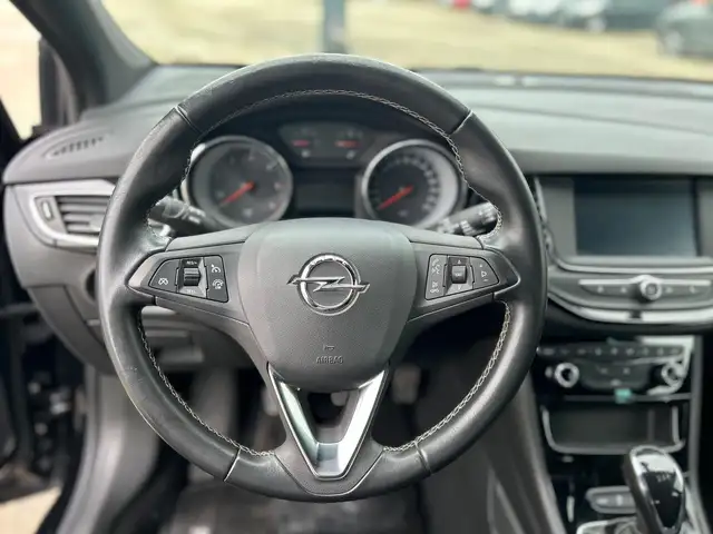 Opel Astra view 14