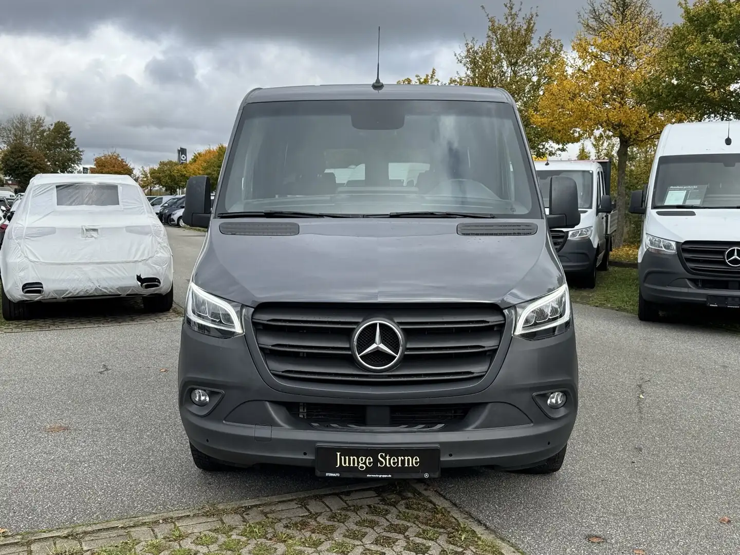 Mercedes-Benz Sprinter Sprinter 315 Tourer DAB Navi Klima Kamera LED Grau - 2