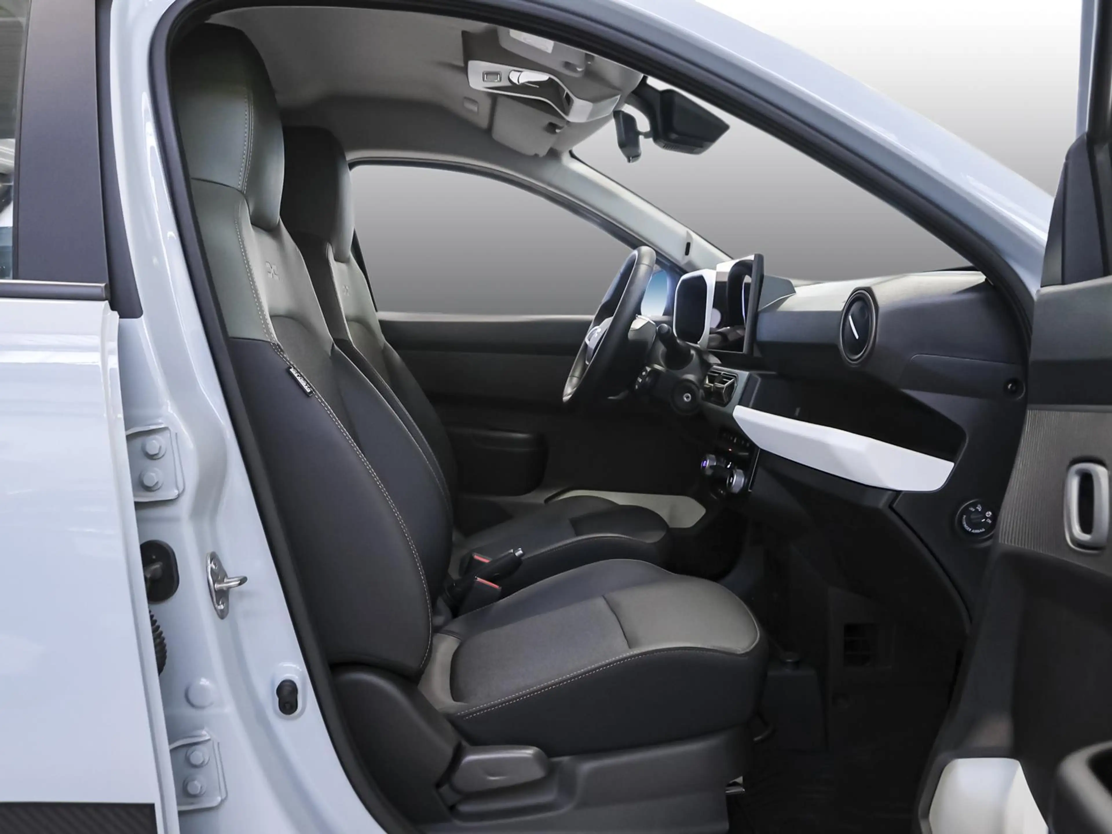 Dacia Spring Extreme electric 100 NAVI PDC KLIMA BT ZV — photo 3