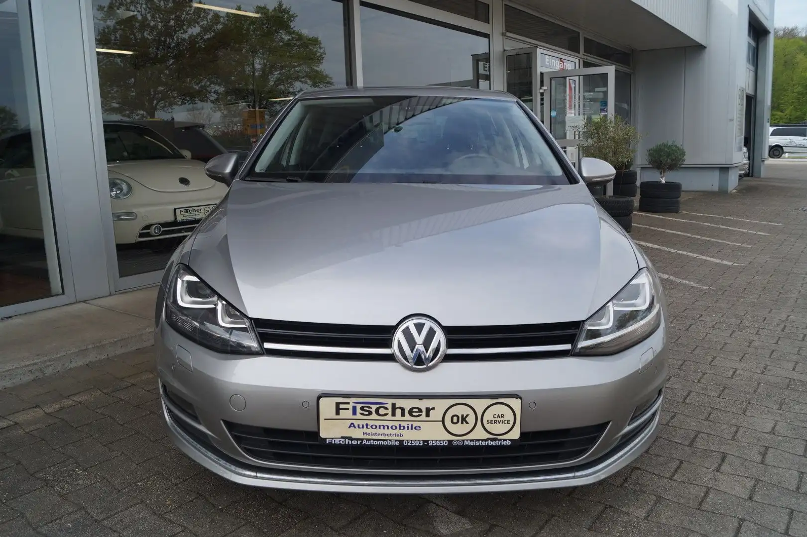 Volkswagen Golf VII Lim. Highline BMT Standheizung*Sitzheiz Silber - 2
