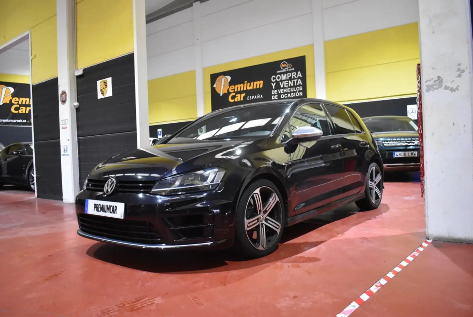 Volkswagen Golf 2.0 TSI R DSG 300 Nero - 1