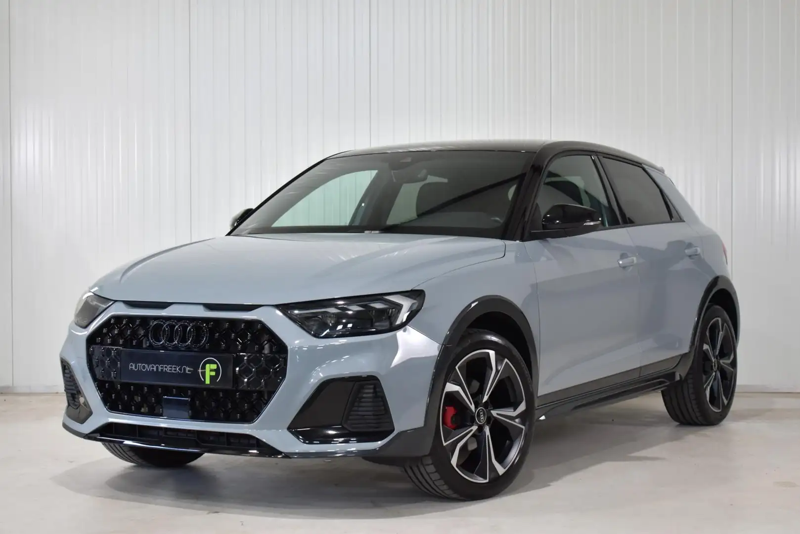 Audi A1 CITYCARVER 35 TFSI S-Line Black Optic | 1E EIG | D Gris - 1
