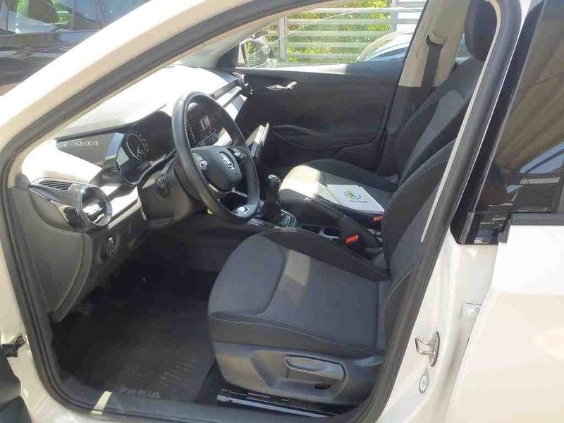 Skoda Fabia Ambition 1.0 MPI / SmartLink, Navi, LED — photo 7