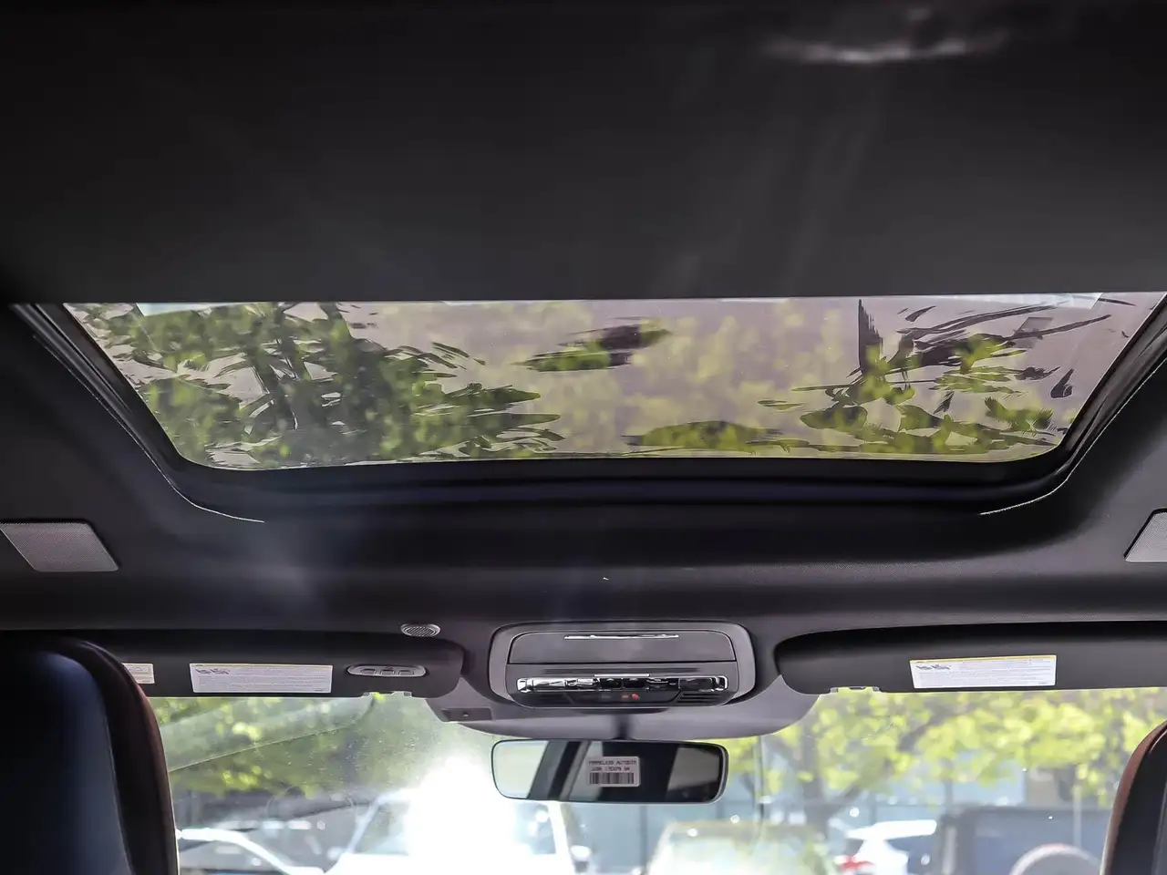 Lincoln Aviator снимка Lincoln Aviator