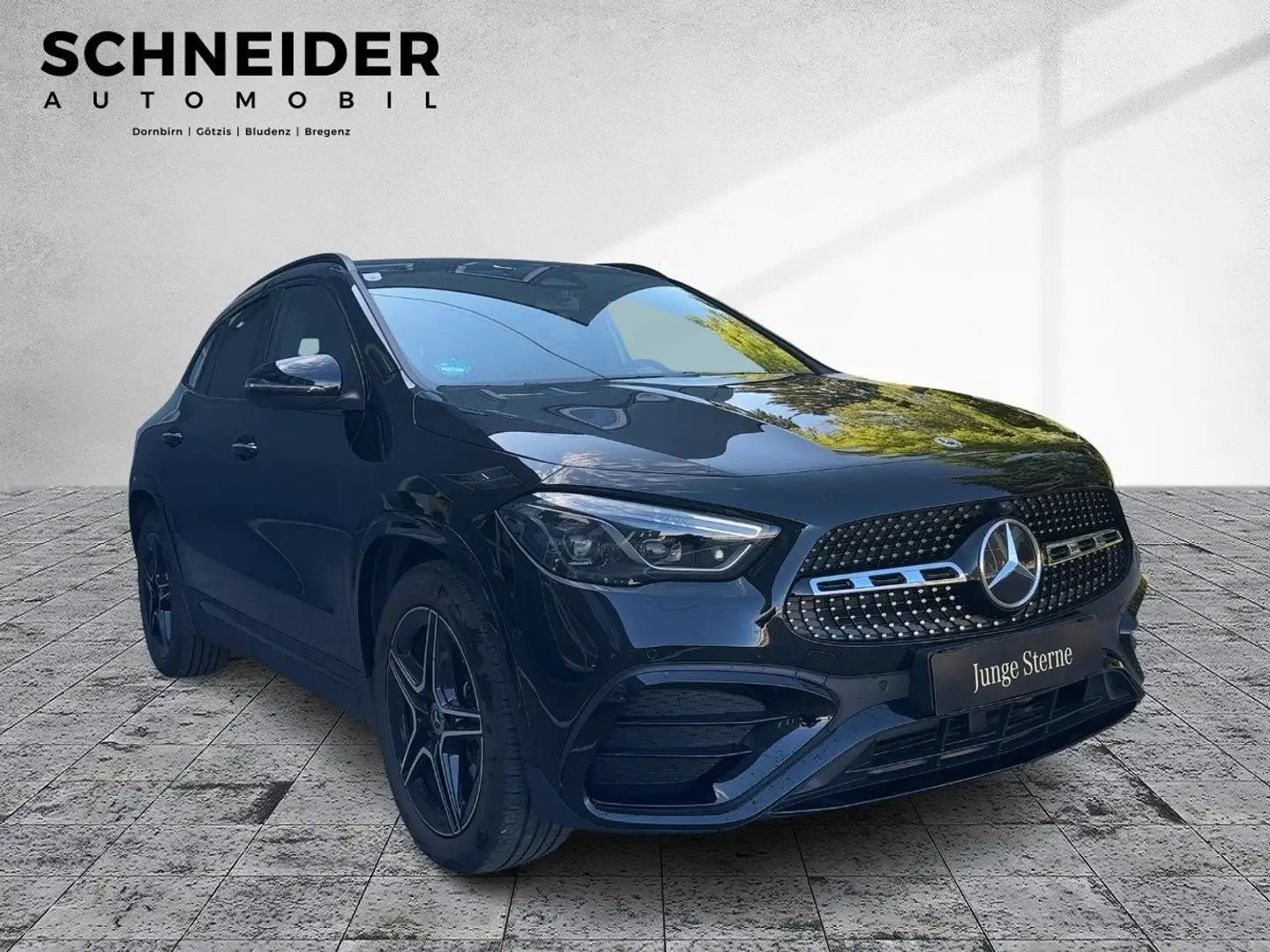 Mercedes-Benz GLA 200 d 4MATIC Österreich-Edition W-Paket Night Schwarz - 2