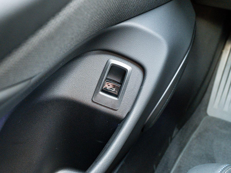 BMW 520 i Tour M SportPRO AHK StdHz PANO SitzLüft ACC — photo 12