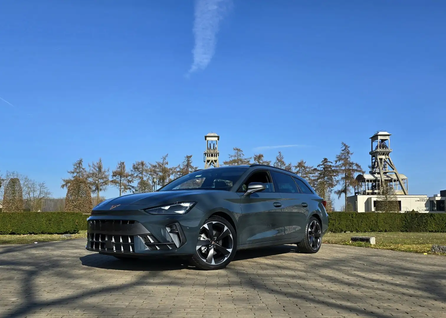 CUPRA Leon Sportstourer 1.5 e-Hybrid - 2