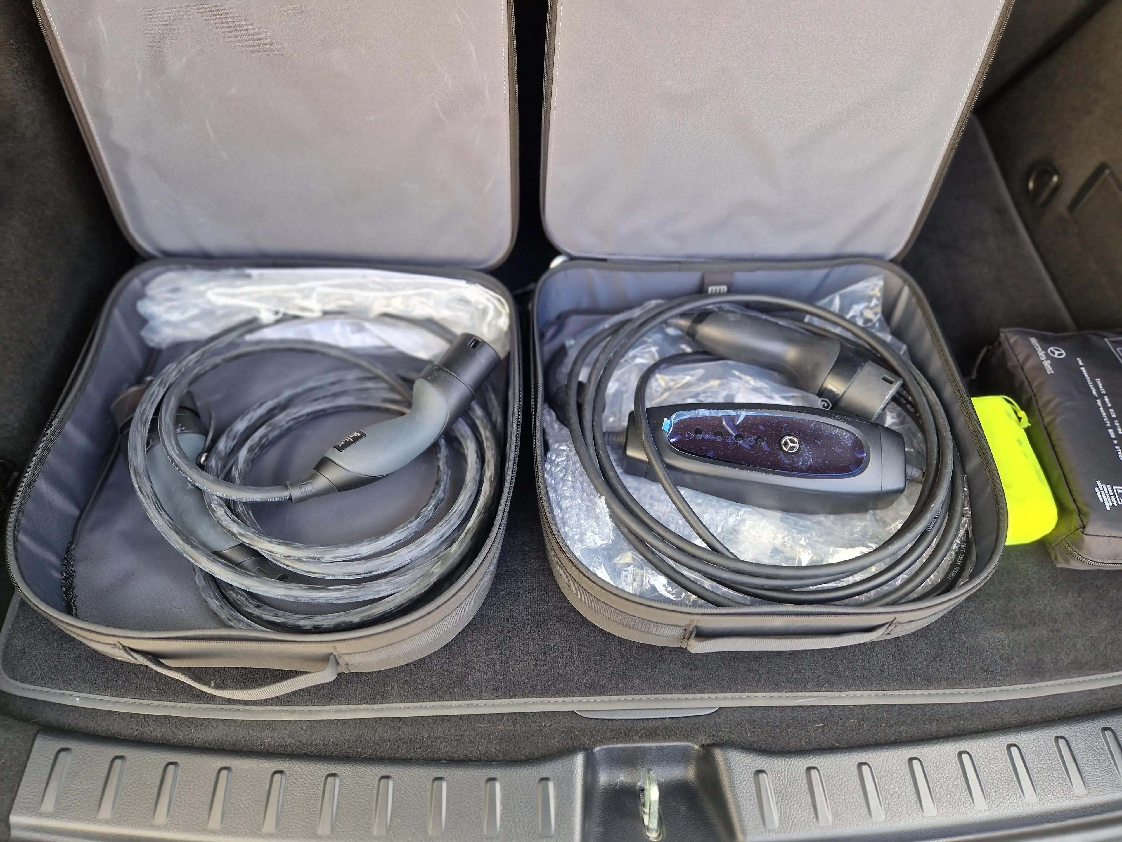 Mercedes-Benz EQA 300 4matic: Neuwertig: 5.811 € Extras: 101,6 SOH — photo 9