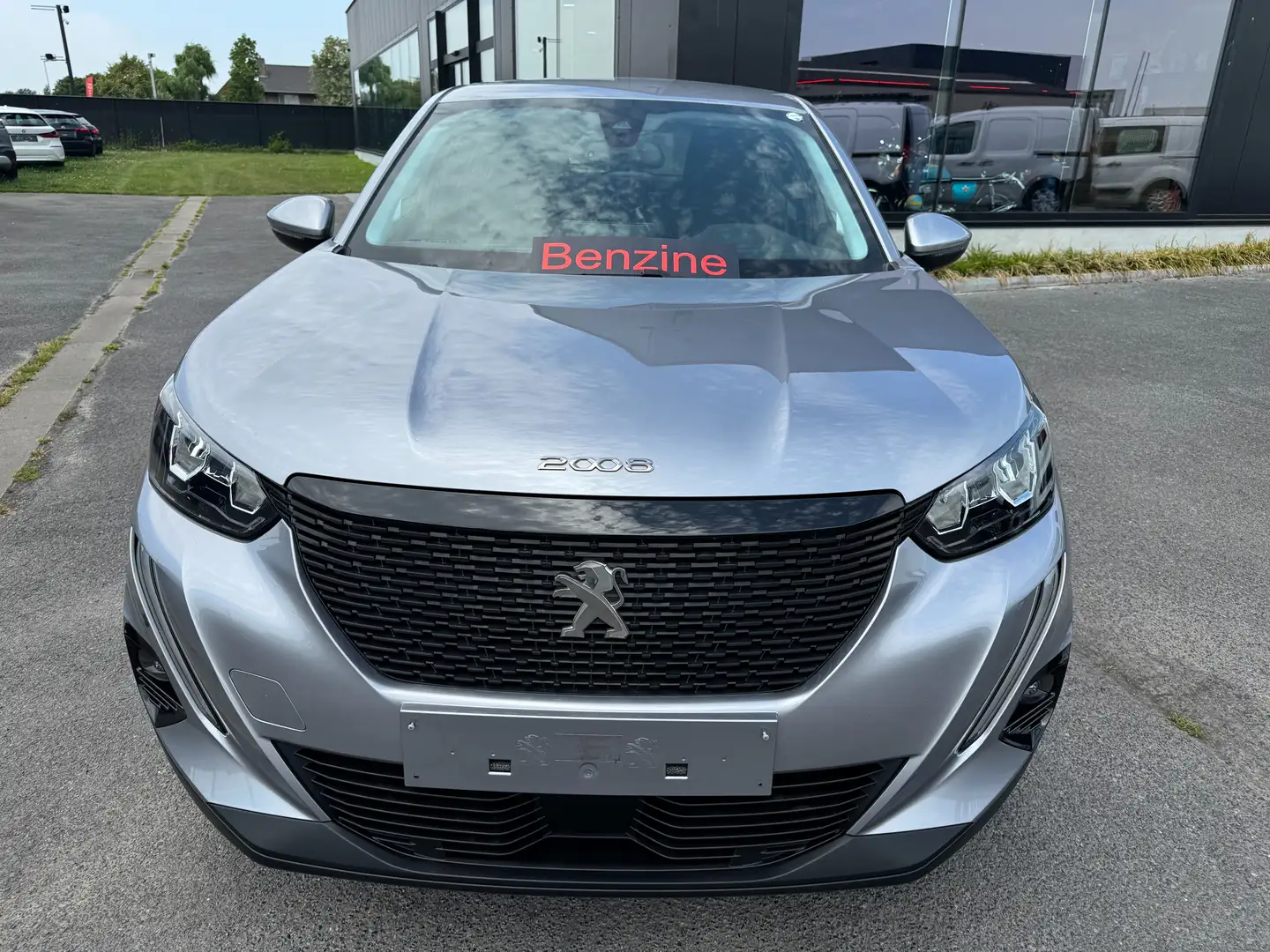 Peugeot 2008 2008 1.2 automaat 1st eig ohboek camera carplay Gris - 2