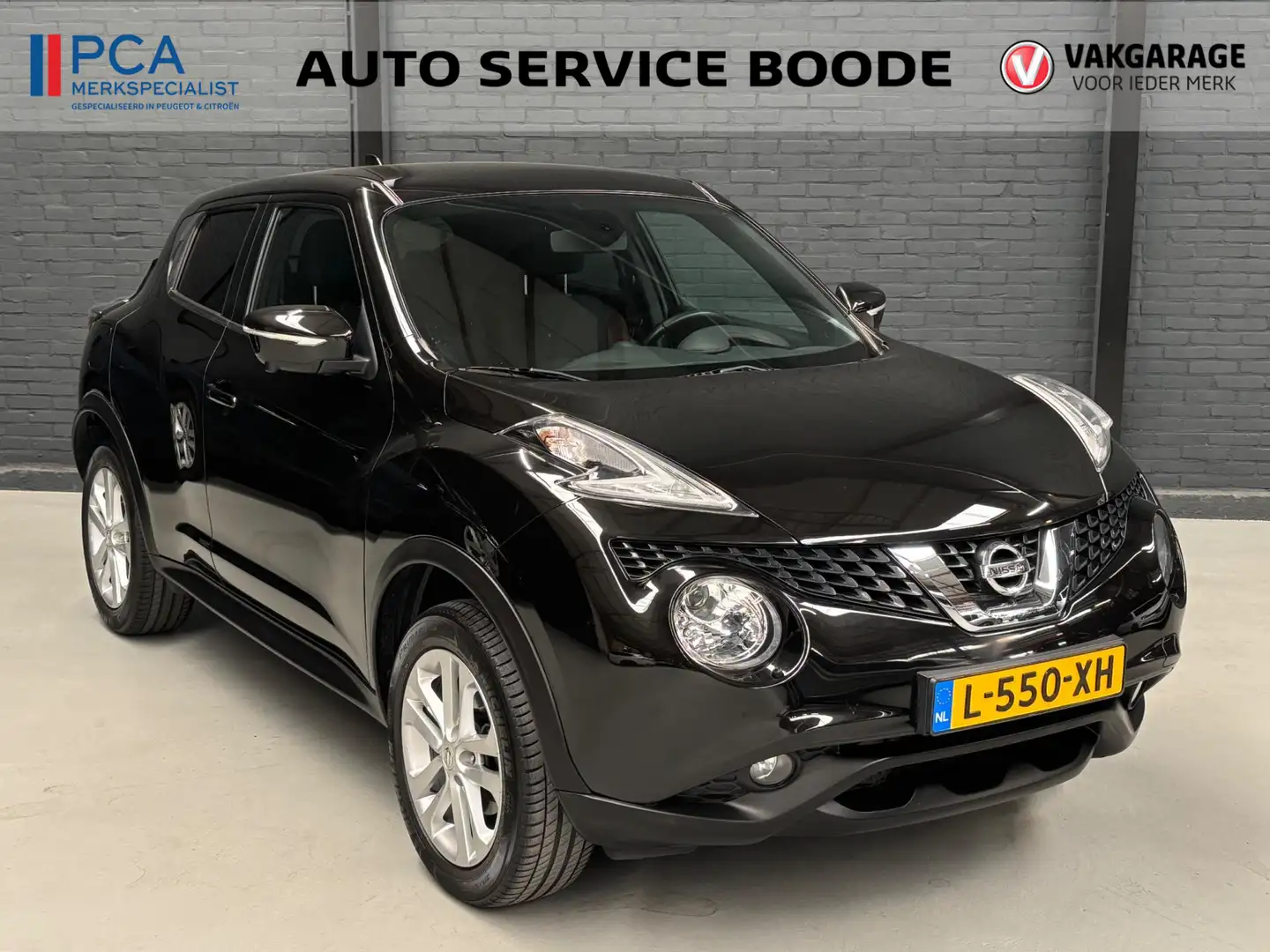 Nissan Juke 1.6 (117pk) N-Connecta automaat - keyless - 360° c Zwart - 2
