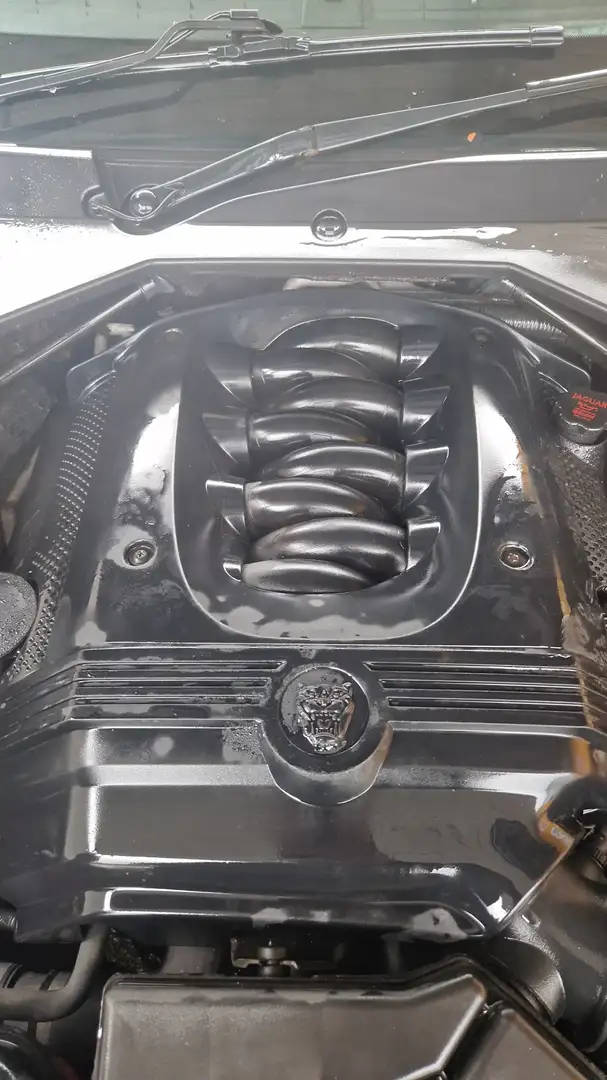 Jaguar XJ8 4.2 Negro - 2