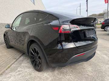 Tesla Model Y LONG RANGE