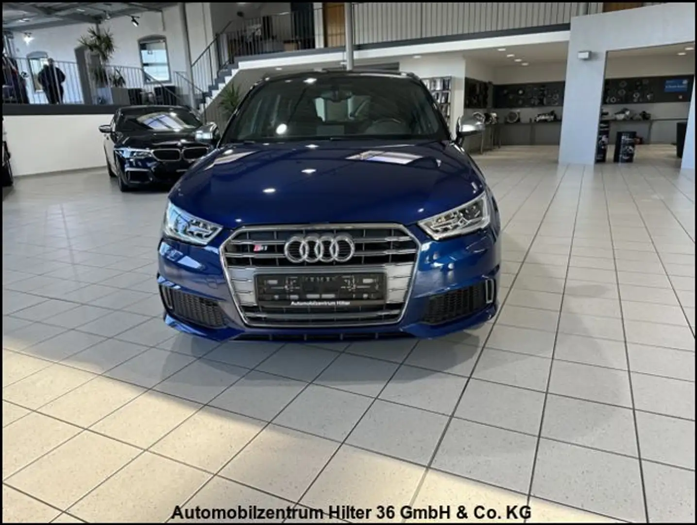 Audi S1 Sportback 2.0 TFSI quattro Blau - 1