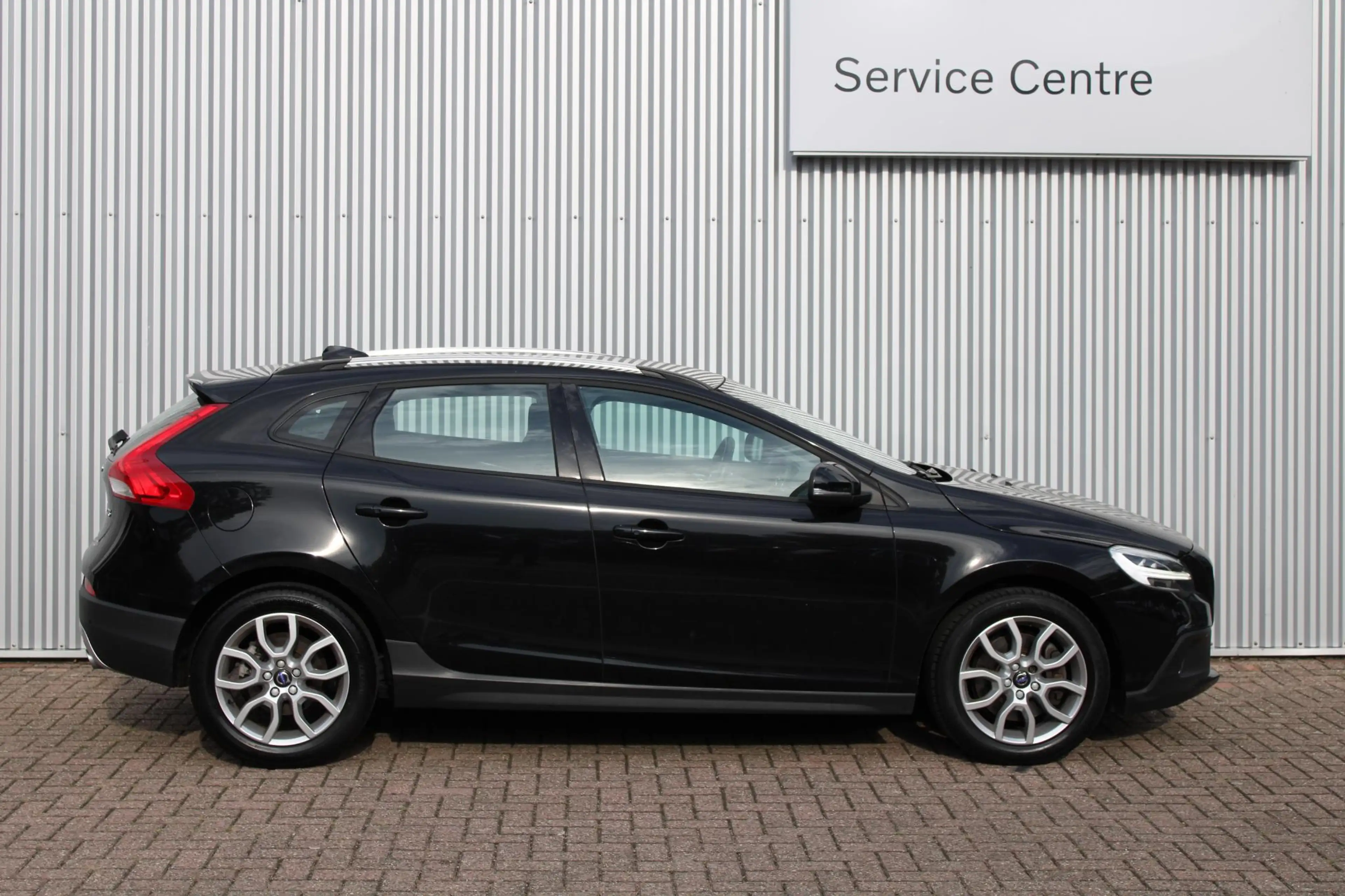 Volvo V40 Cross Country D3 Automaat Summum |Verwarmbare stoelen voor & ach — photo 5