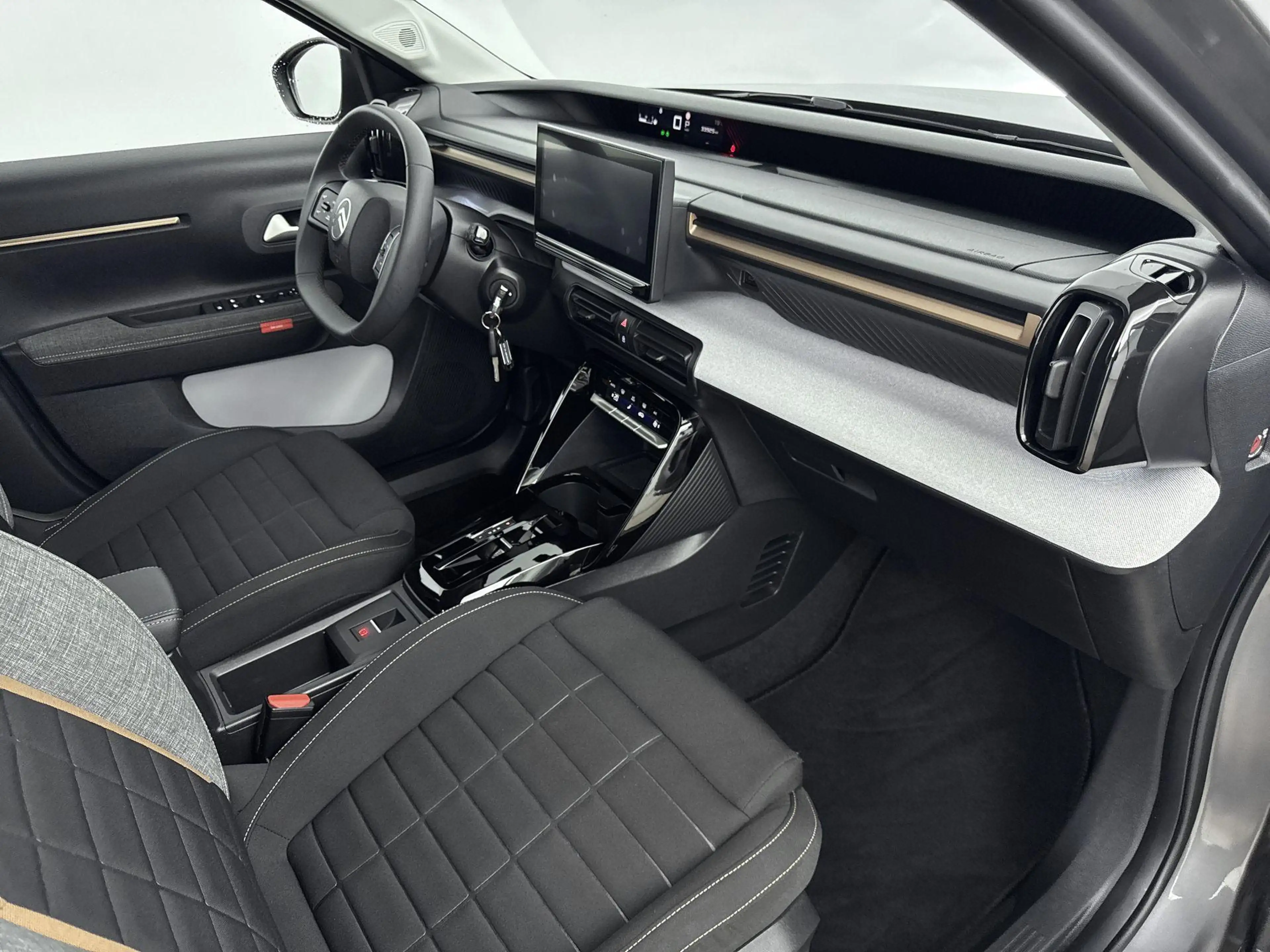 Citroen C3 Aircross 1.2 Hybrid 145pk Plus | 1ste eigenaar | Comfort st — photo 12
