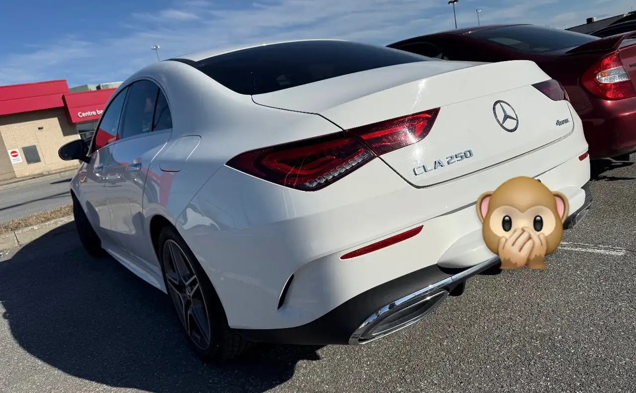 Mercedes-Benz CLA снимка Mercedes-Benz CLA