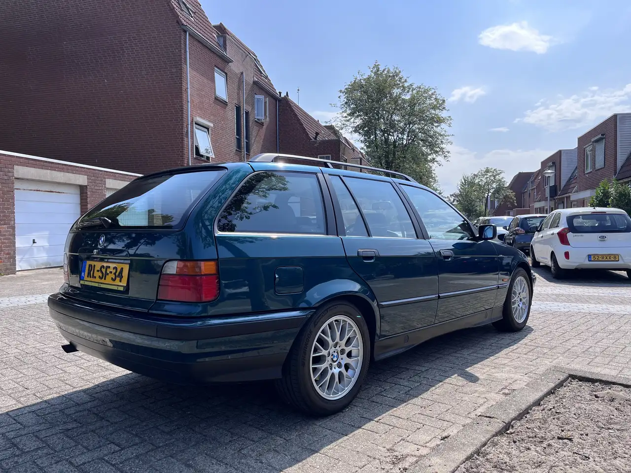 BMW 318i touring, foto 4