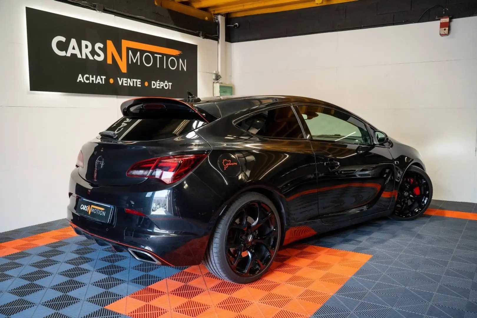 Opel Astra OPC 2.0L Turbo 280ch - Boitier Ethanol / Sièges Re - 2