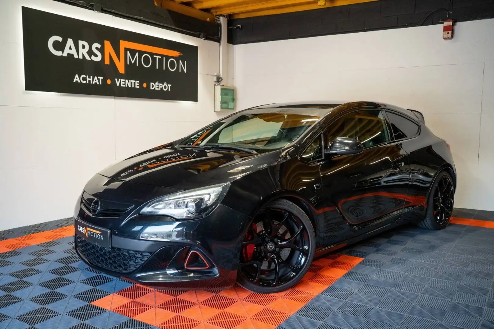 Opel Astra OPC 2.0L Turbo 280ch - Boitier Ethanol / Sièges Re - 1