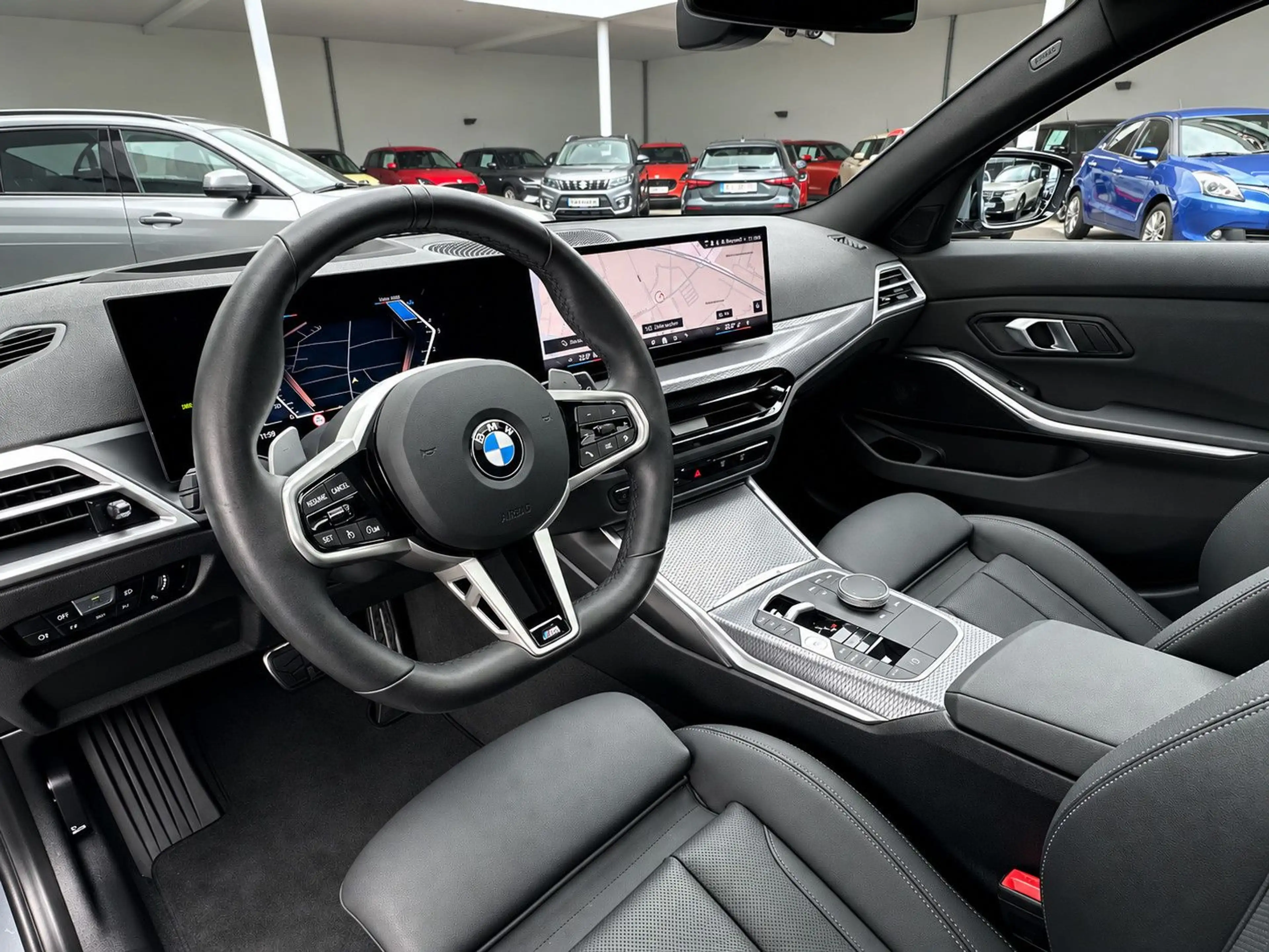 BMW 320 i Touring M Sport | Panorama | AHK | 360° — photo 13